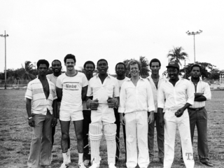 Cricket team, 1985
