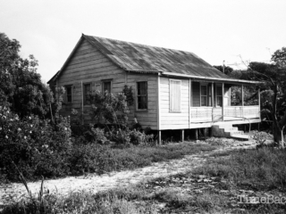 A traditional Cayman house in 1986