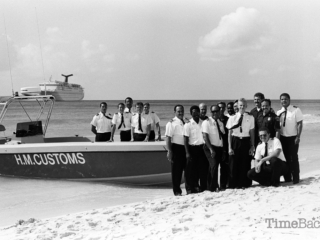 H.M. Customs boat on Seven Mile Beach