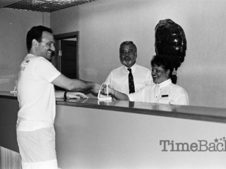 Holiday Inn, 1991