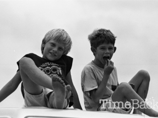 People of the community, 1990