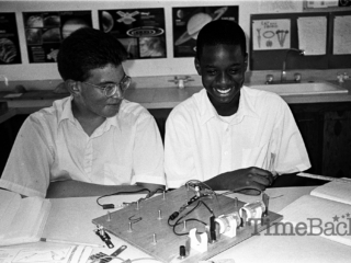 Students in a science lab, 1991