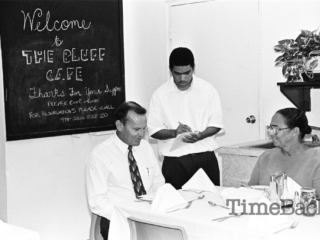 The Bluff Cafe, 1985